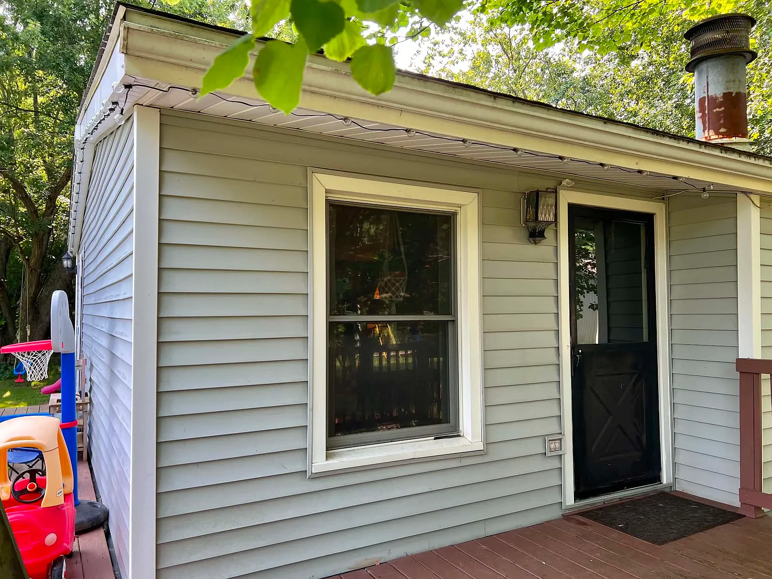 3 bed, 908 sqft, $1,295 — Photo 3