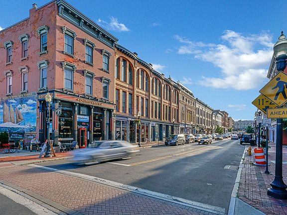 5th image of 24-30 West Ave #8