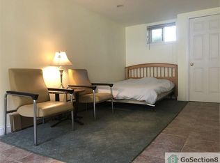 26 Lenglen Rd #1, Newton, MA 02458