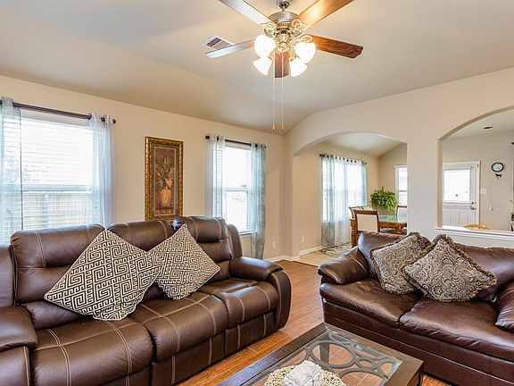 5th image of 20819 Brodie Ln