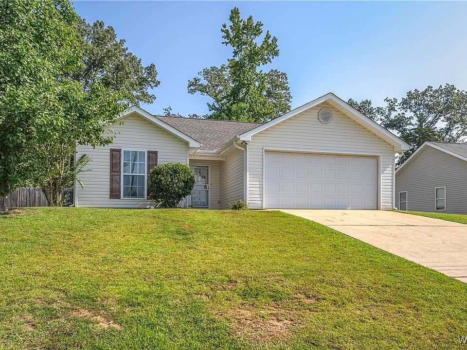 1st image of 18480 Thoroughbred Dr