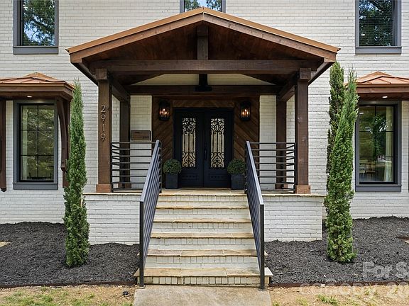 5th image of 2919 Colony Rd