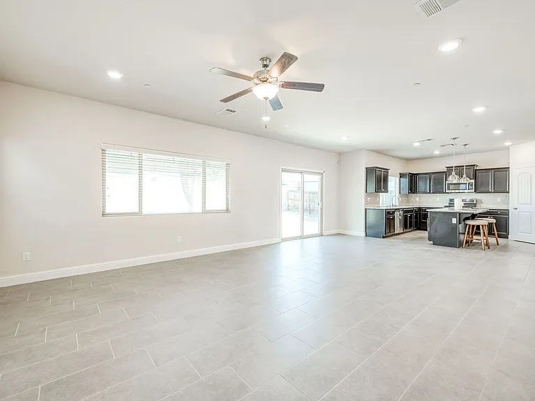 4129 Alamos Ave — Photo 10