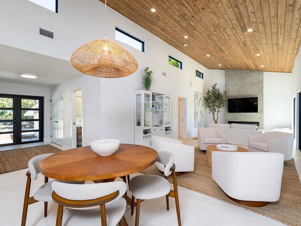 1st image of 5801 Sanibel Captiva Rd