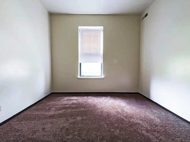 5047 S Champlain Ave #634-E — Photo 46