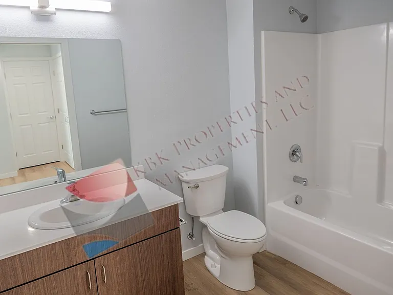 East Village-176 — Photo 3