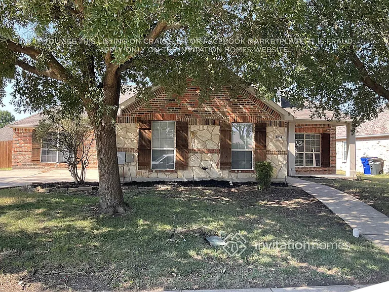 1014 Spinnaker Dr — Photo 2