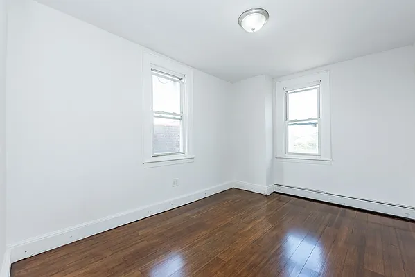 Rented by Modern Spaces | media 15