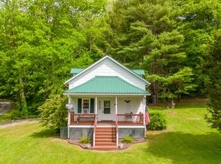 800 Eagle Branch Rd, Alderson, WV 24910