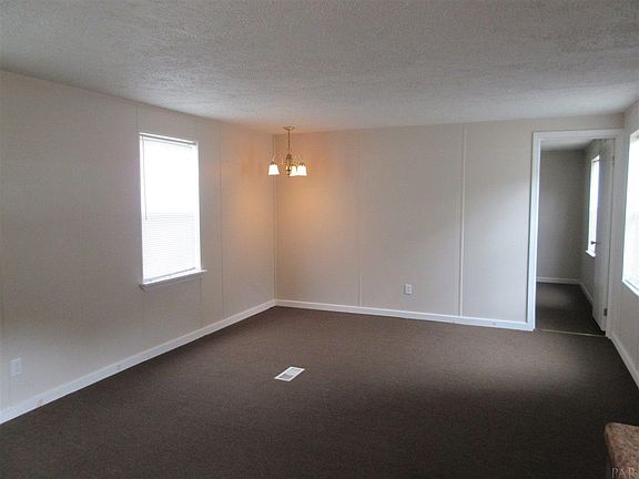 2nd image of 2821 Hillcrest Ave Lot 4