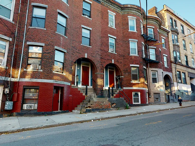 11A Linden St #1 — Photo 18