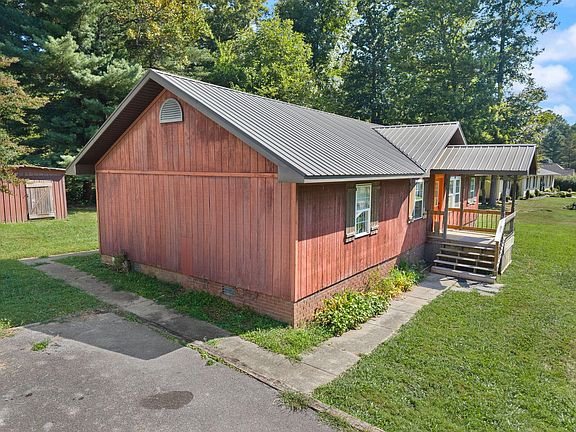 4th image of 42 Oakview Ln