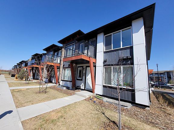 2nd image of 446 Allard Blvd SW #30