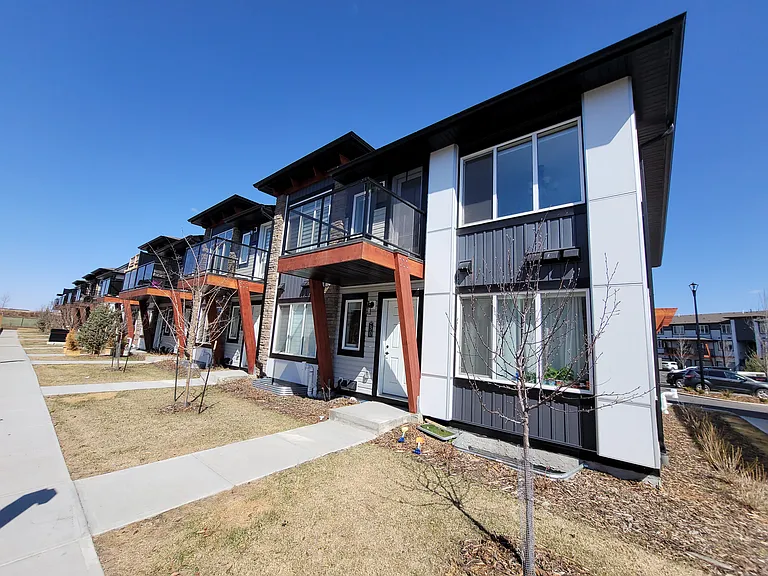 446 Allard Blvd SW #30 — Photo 2