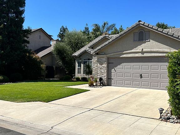 5th image of 2912 E Ryan Ln