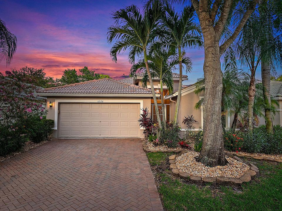 1st image of 12156 La Vita Way