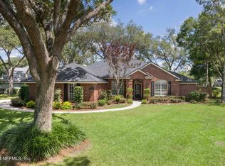 8640 Rolling Brook Ln, Jacksonville, FL 32256