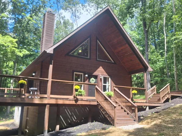35047 Clay Hill Rd, Logan, OH 43138