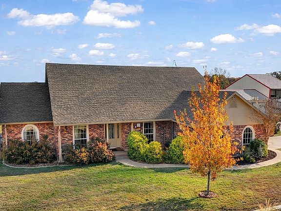 2nd image of 737 County Road 4699