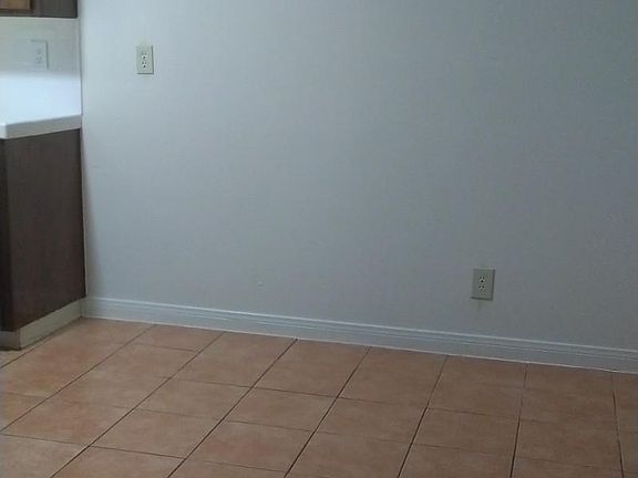 5th image of 340 N Maple Ave #348-D