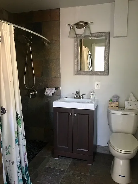 Studio, 400 sqft, $1,750 — Photo 4