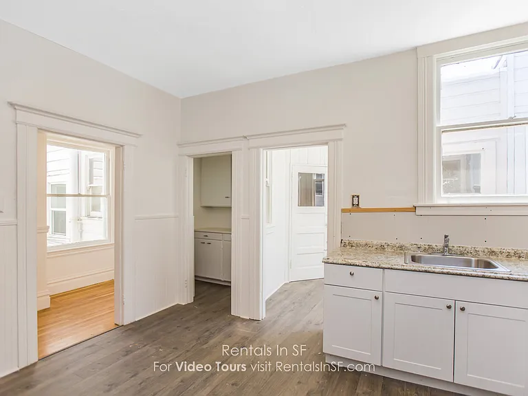 1215 2nd Ave — Photo 4