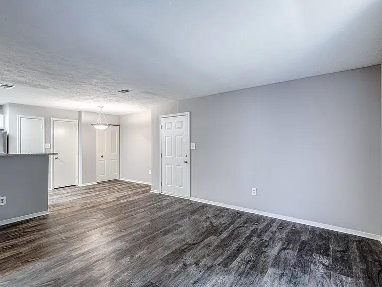 The Pointe at Stafford Apartment Homes — Photo 6