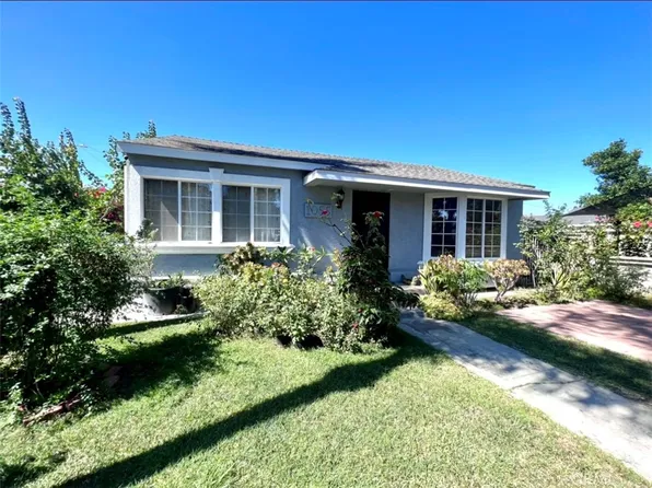 1055 W Pine St, Santa Ana, CA 92703