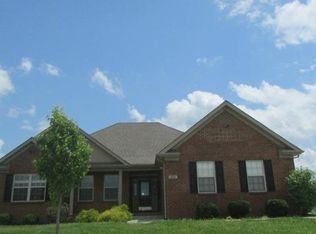 204 Sara Marie Ln, Nicholasville, KY 40356
