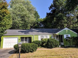 16 Prospect St, Bloomfield, CT 06002