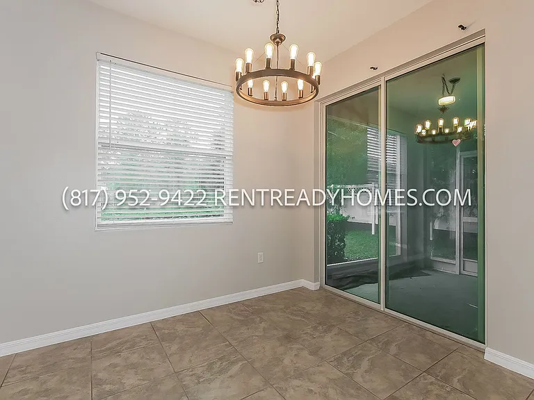 3943 Claybrook Dr — Photo 9