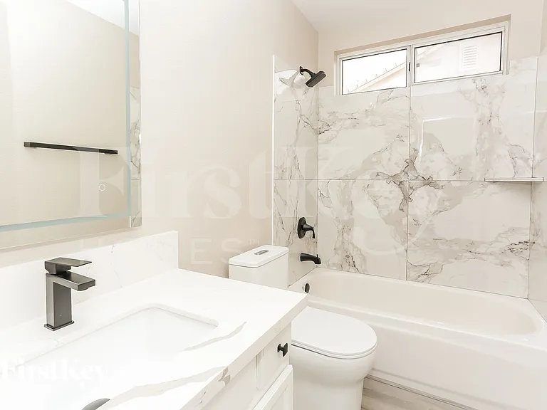 6009 Winter Meadow St — Photo 12