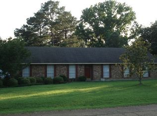 6613 Lost Ridge Dr, Pineville, LA 71360
