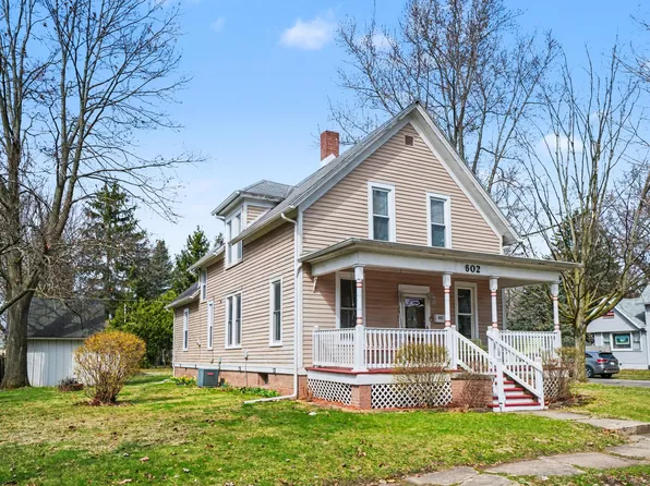 602 D St, La Porte, IN 46350