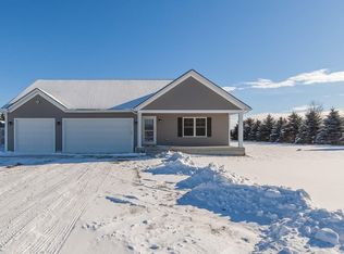 3183 Planeview Dr, Adrian, MI 49221
