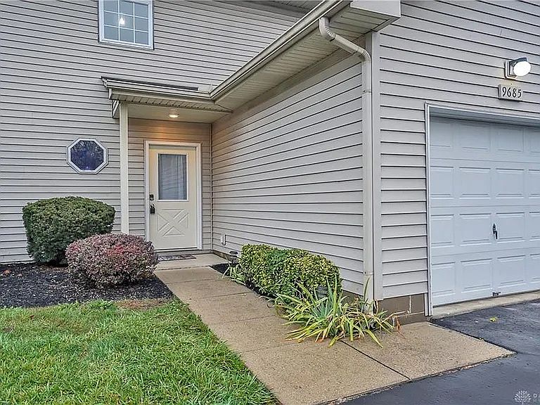 1st image of 9685 Centerville Creek Ln