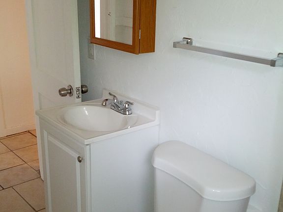 5th image of 1253 Highland St