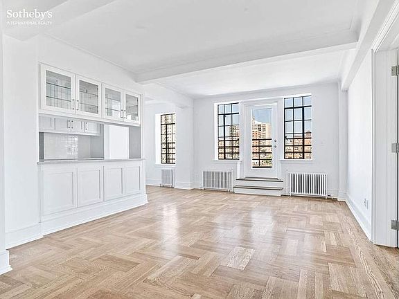 2nd image of 35 W 90th St #11HK