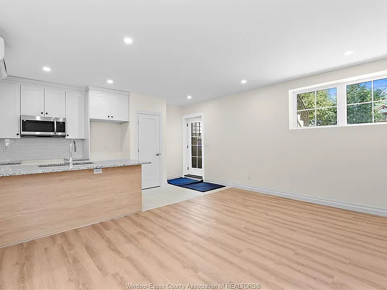 849 Ford Blvd #LOWER — Photo 7