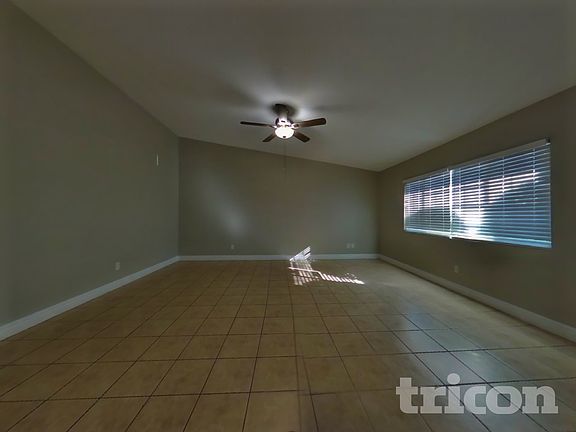5th image of 14353 Victor Dr