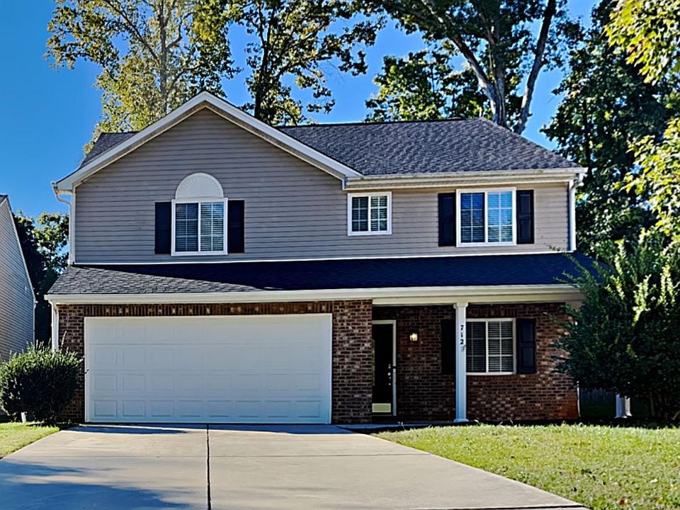 1st image of 712 Hidden Lake Ct