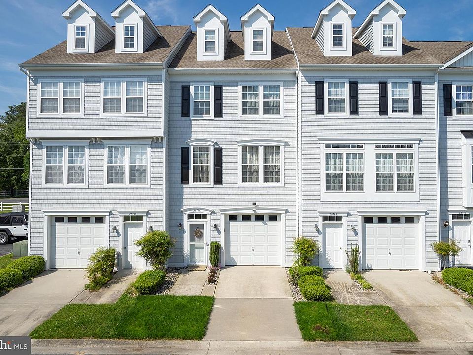 1st image of 26746 Chatham Ln #B212