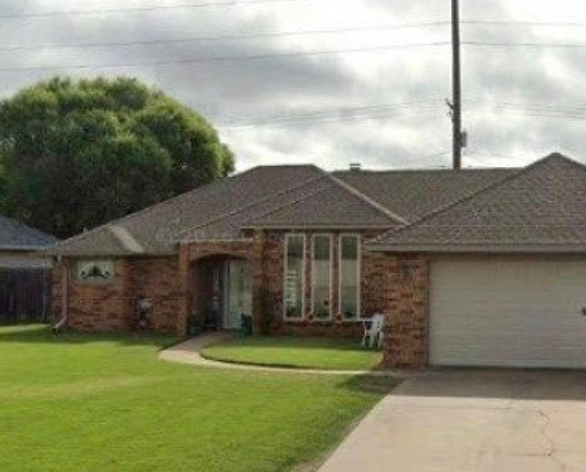 1st image of 2409 Eagle Rd