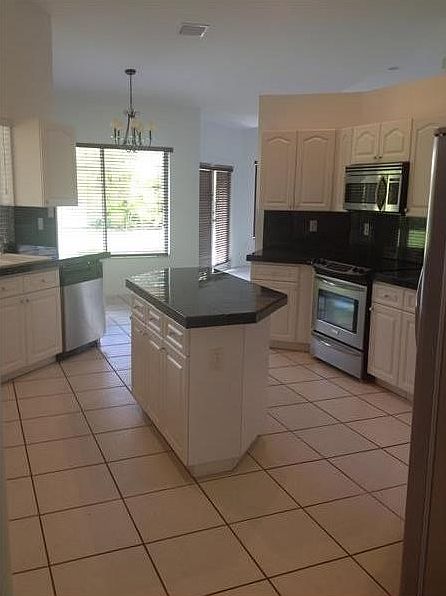 2nd image of 13250 SW 105th St
