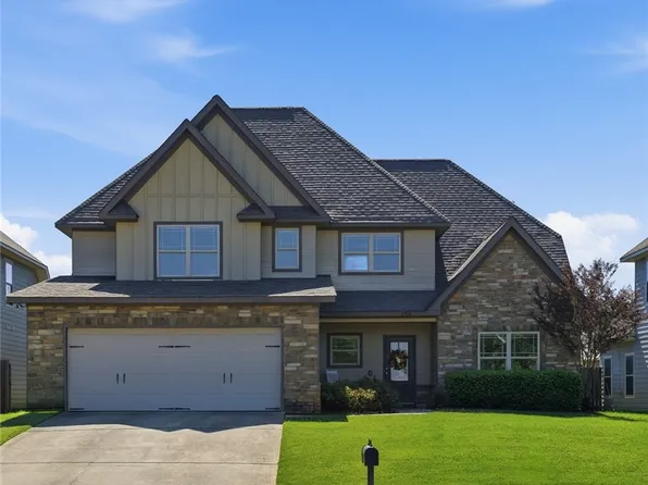 280 Solamere Ln, Auburn, AL 36832