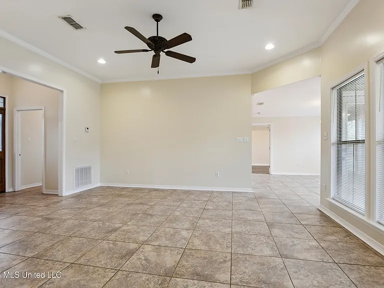 13636 Hidden Oaks Dr — Photo 10
