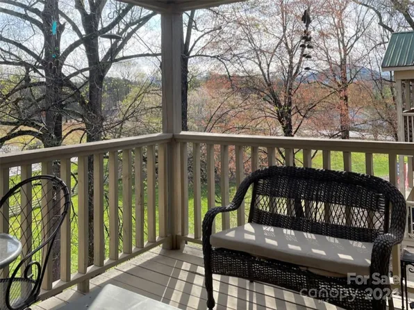 160 Whitney Blvd Unit 48, Lake Lure, NC 28746