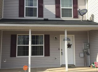 16 Toad Stool Ln, Inwood, WV 25428