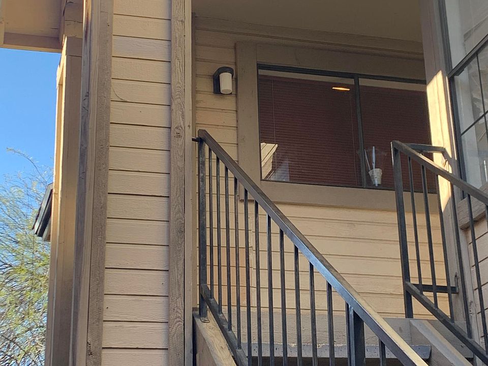 1st image of 1703 W Wood Bridge Ct