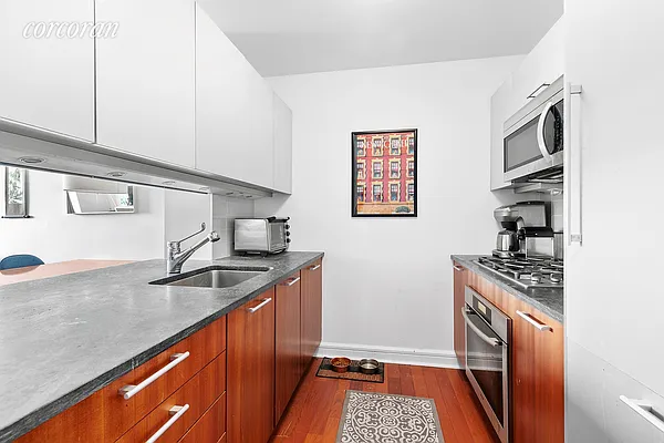 Sold by Corcoran | media 3
